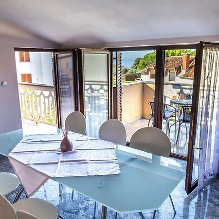 Apartman Mir *