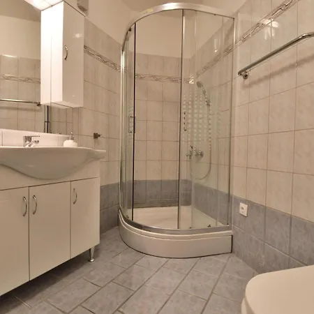 Mir Apartment