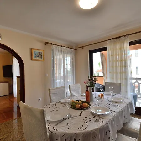 Mir Apartment